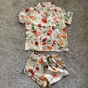 Pajama shorts and top set